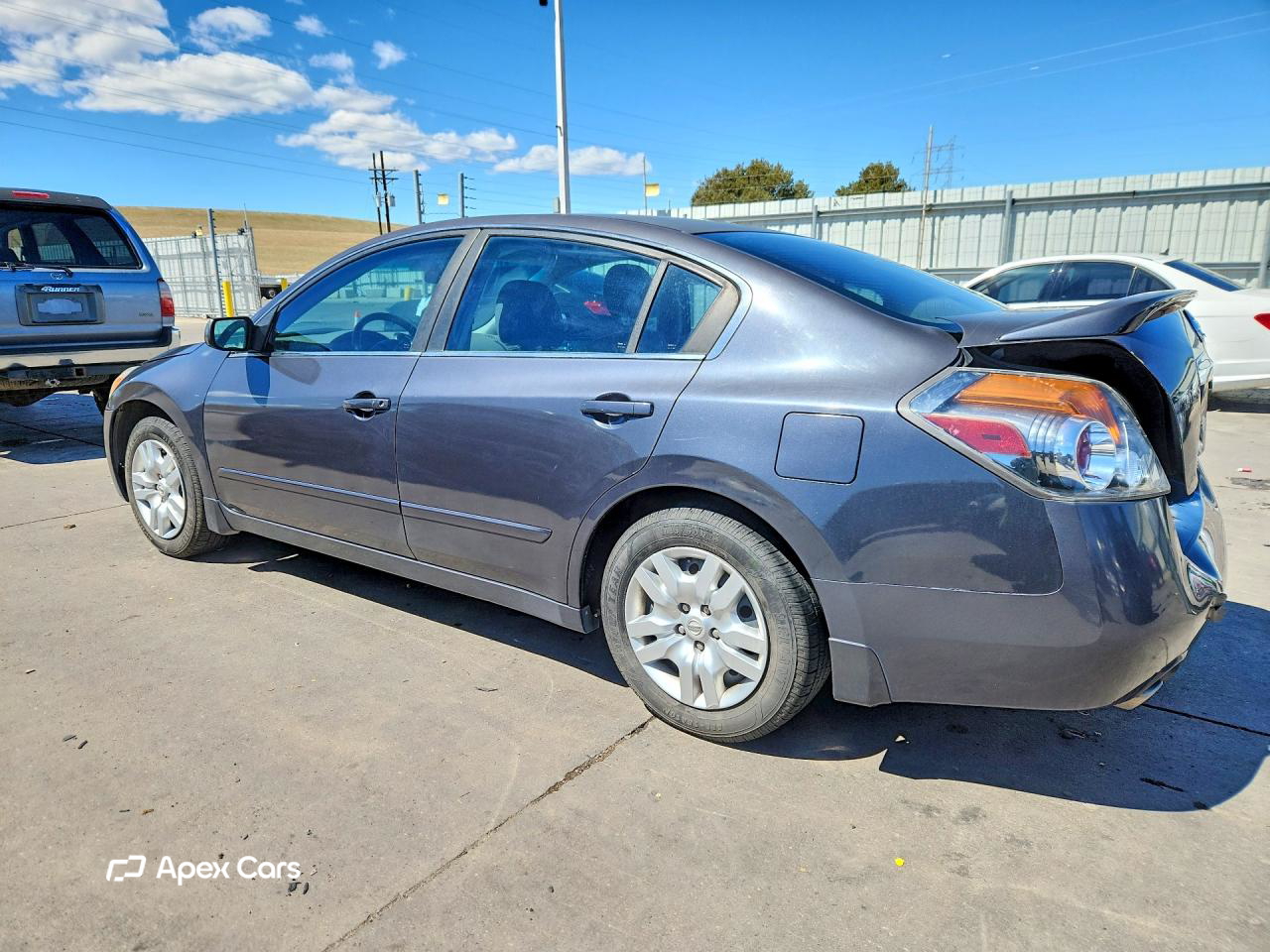Nissan Altima 2010