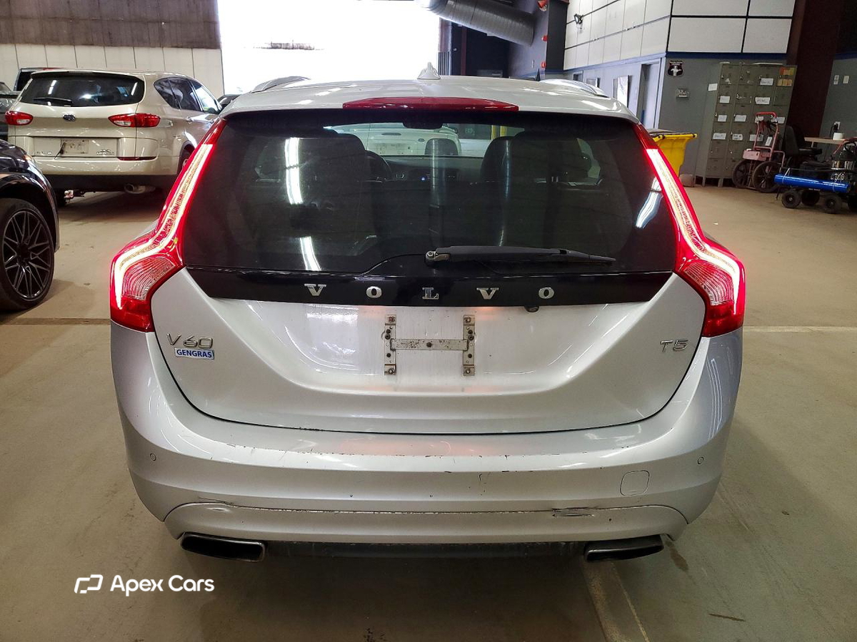 Volvo V60 2017