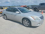 Nissan Altima 2011