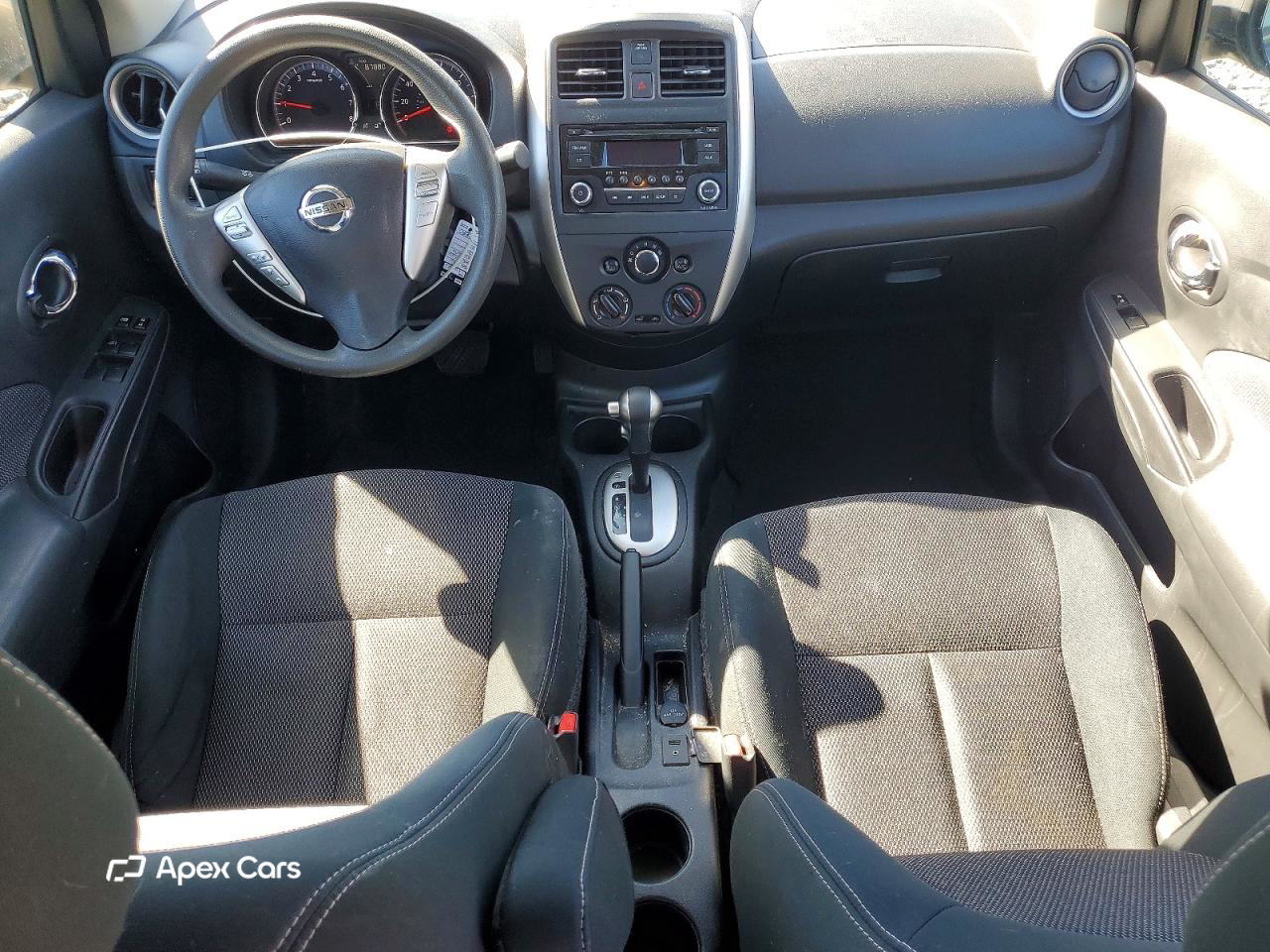 Nissan Versa 2016