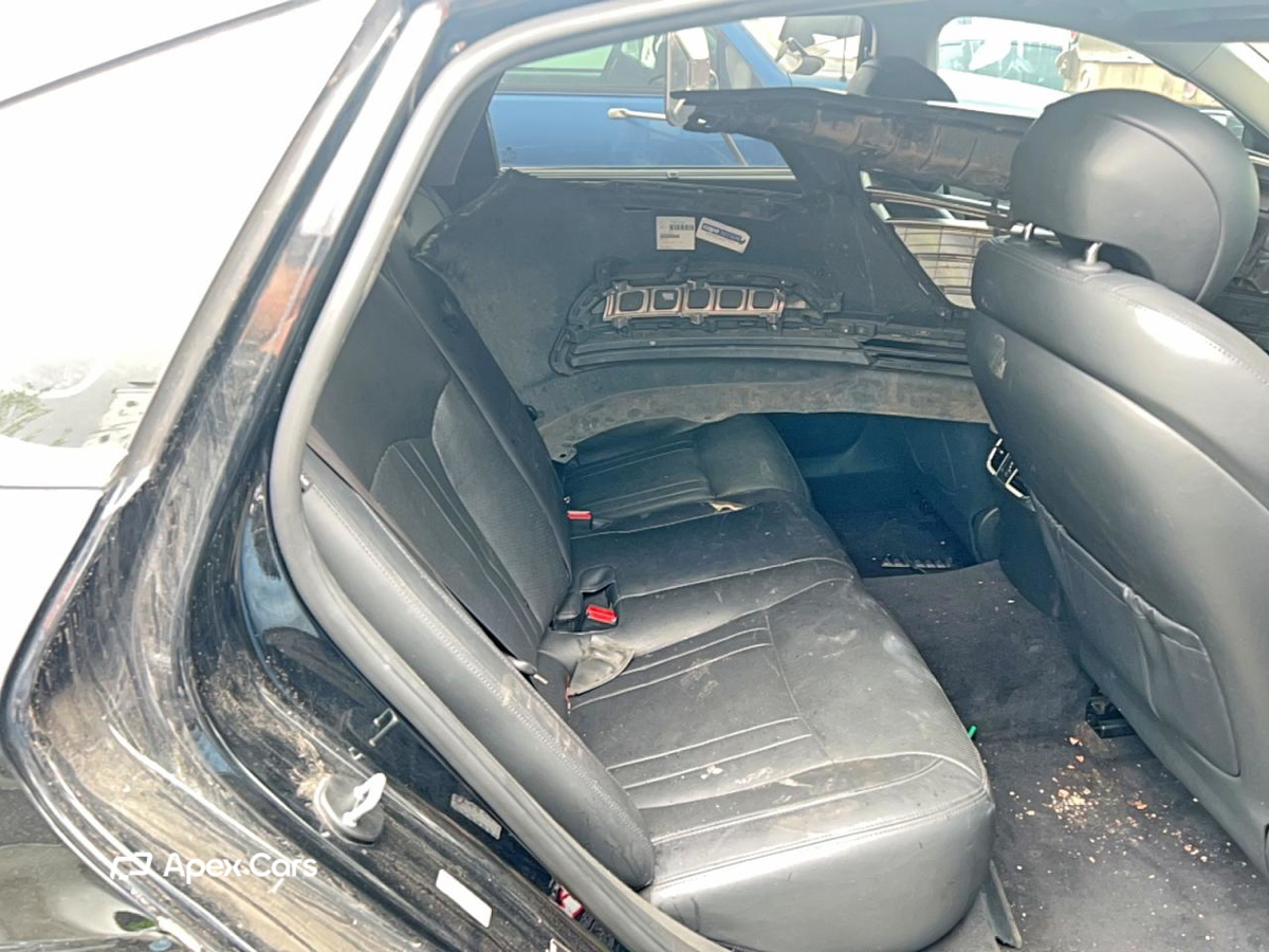 Hyundai Genesis 2015