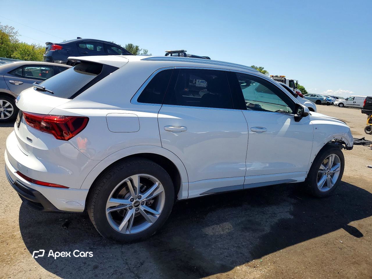 Audi Q3 2021