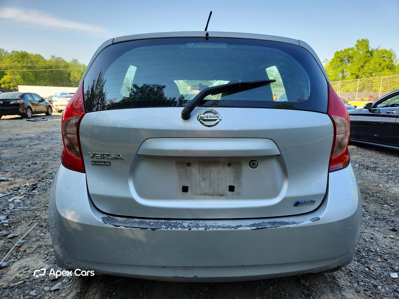 Nissan Versa 2015