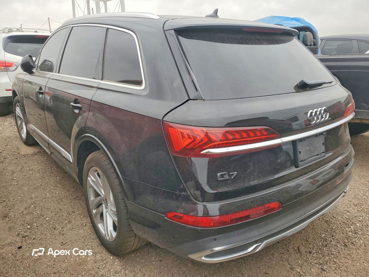 Audi Q7 2021