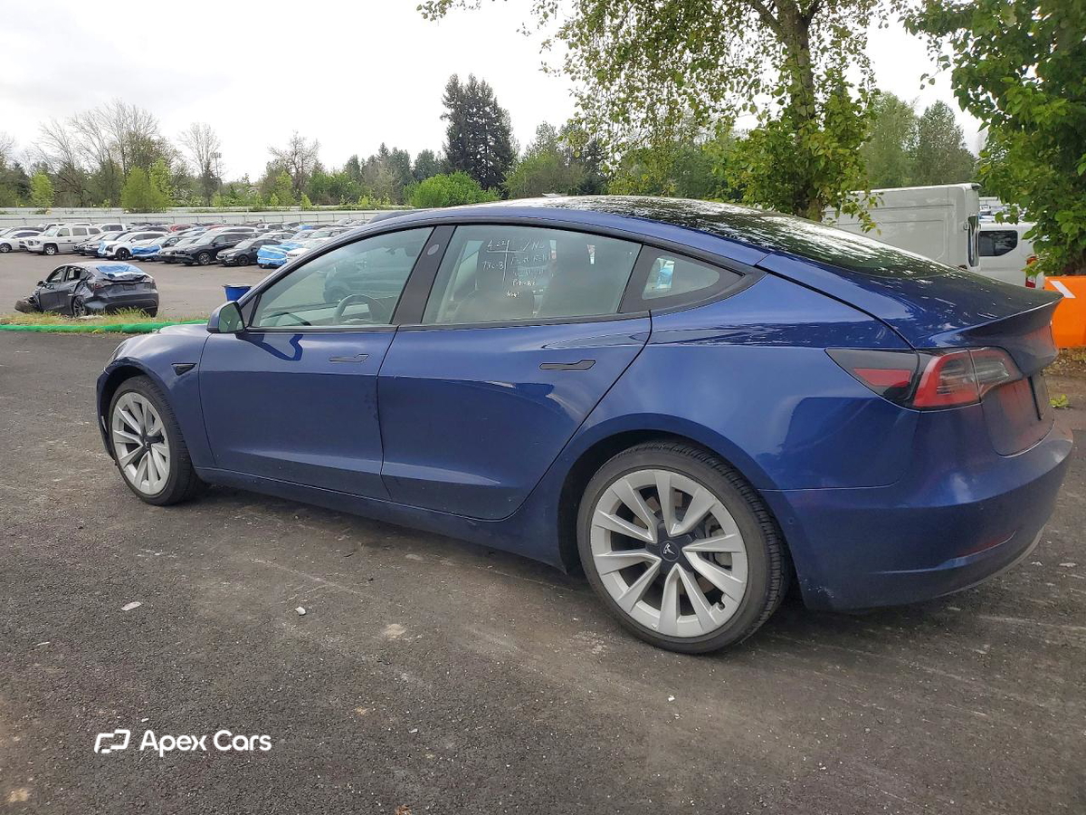 Tesla Model 3 2022