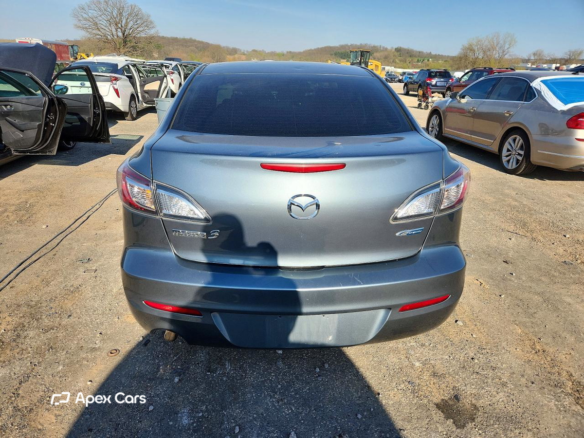 Mazda 3 2013