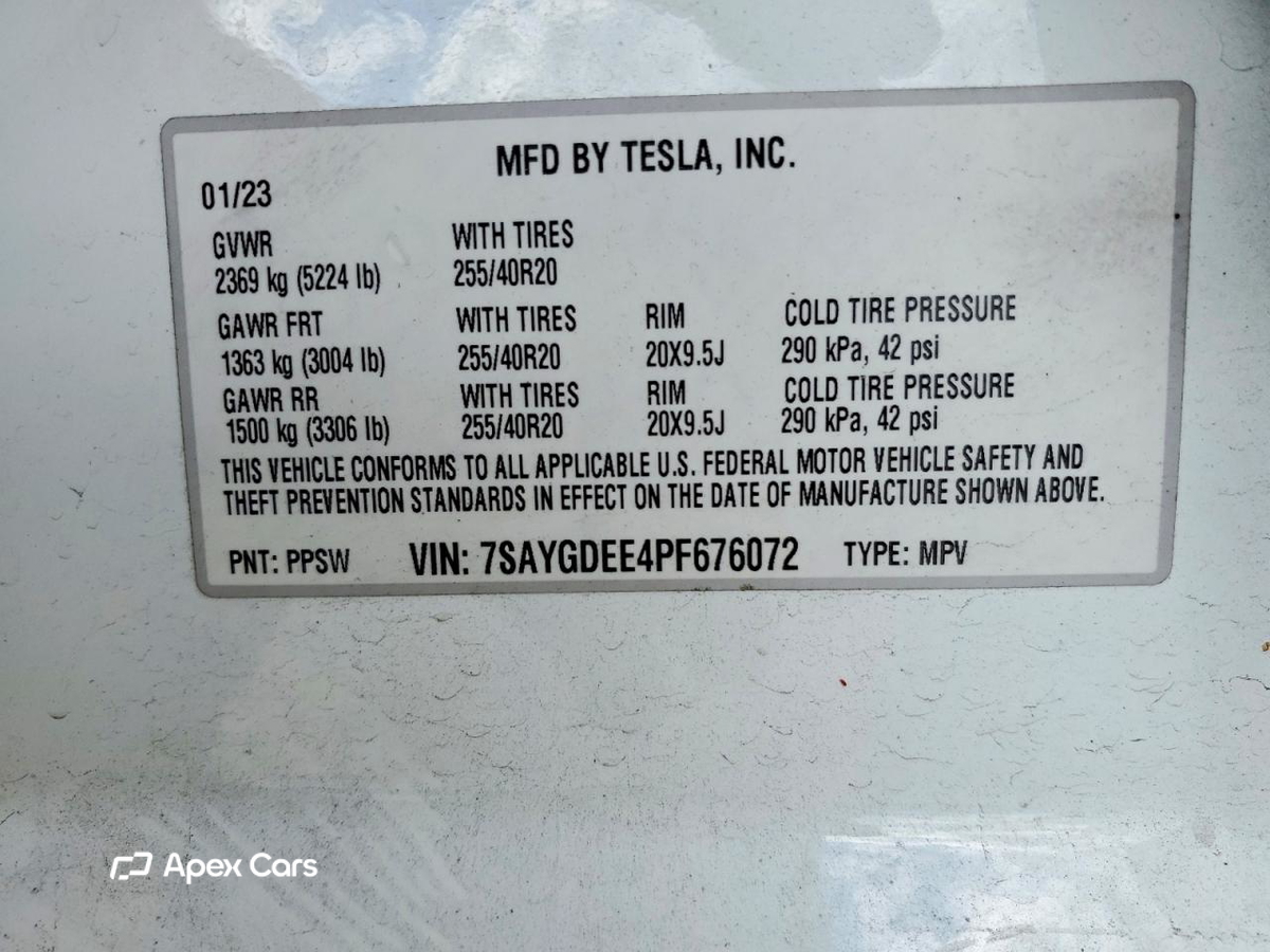 Tesla Model Y 2023