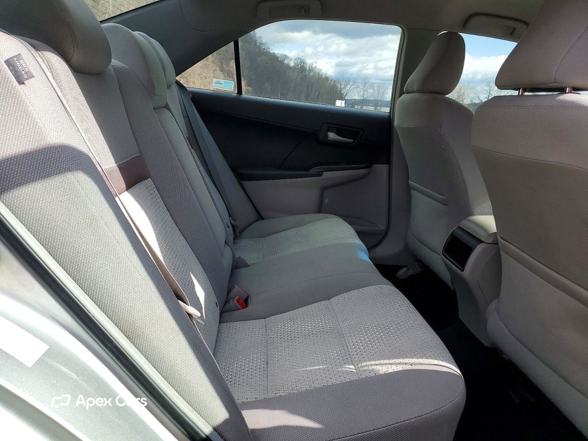 Toyota Camry 2012