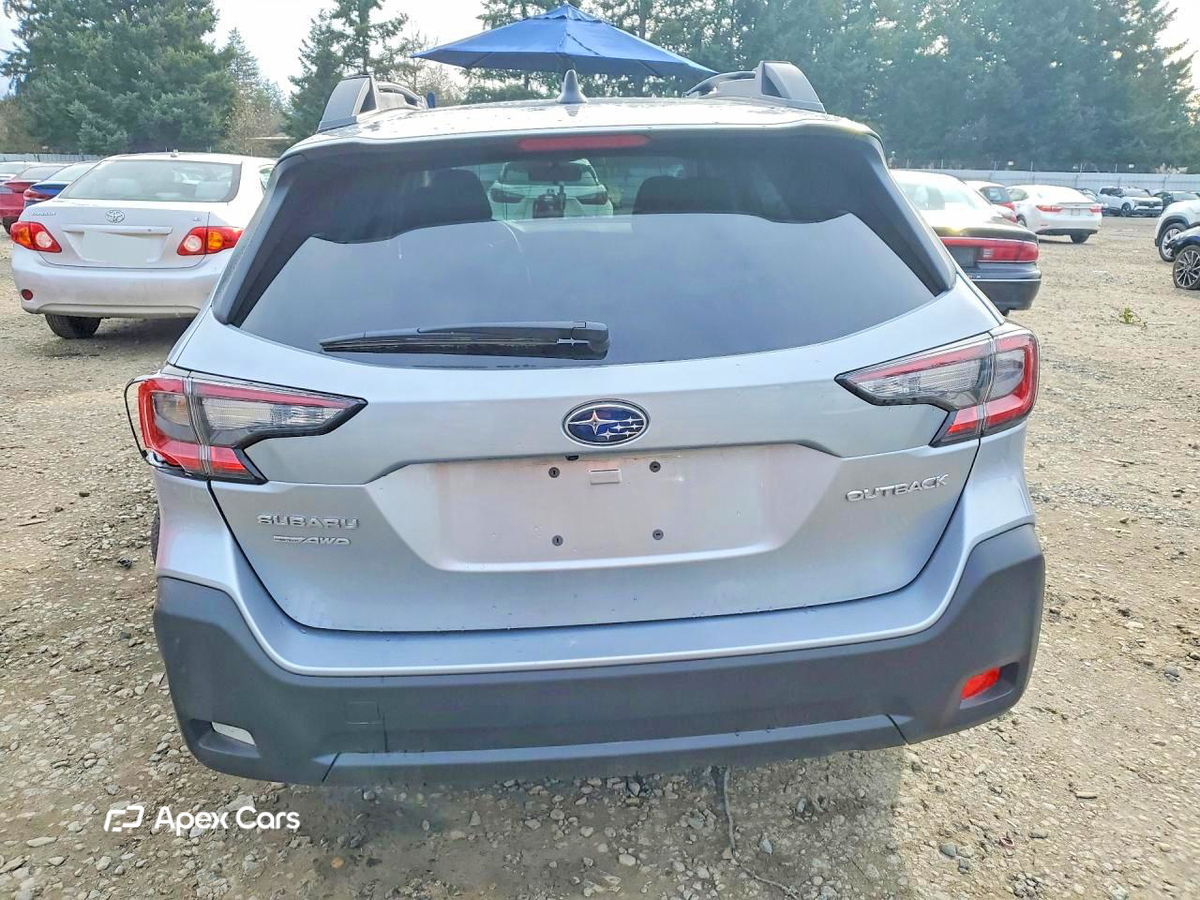 Subaru Outback 2025