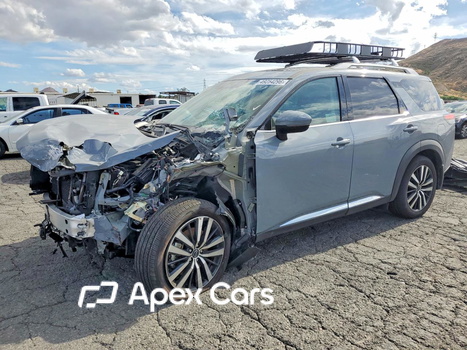 Nissan Pathfinder 2025 - Image 1 of 13