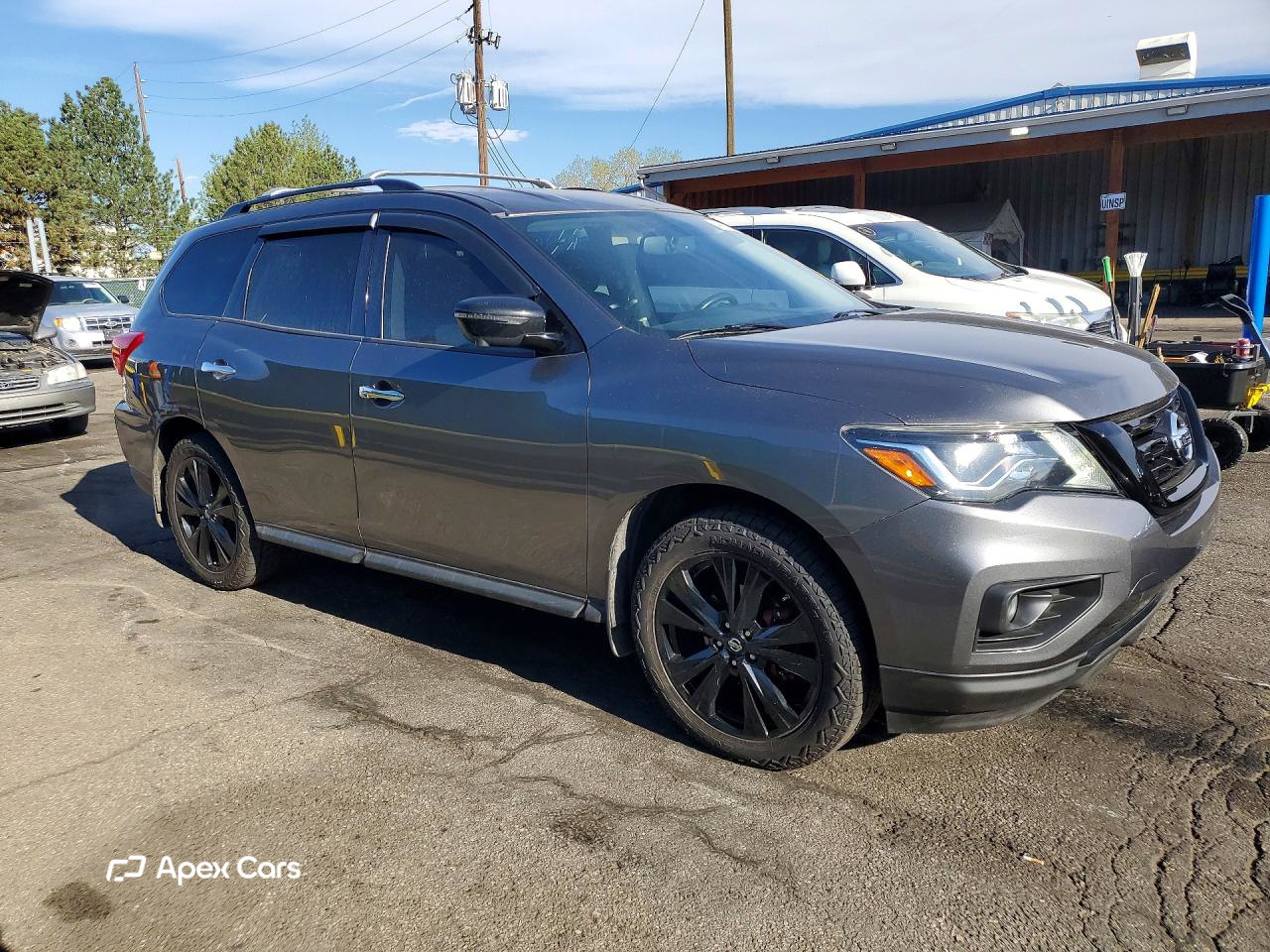 Nissan Pathfinder 2018