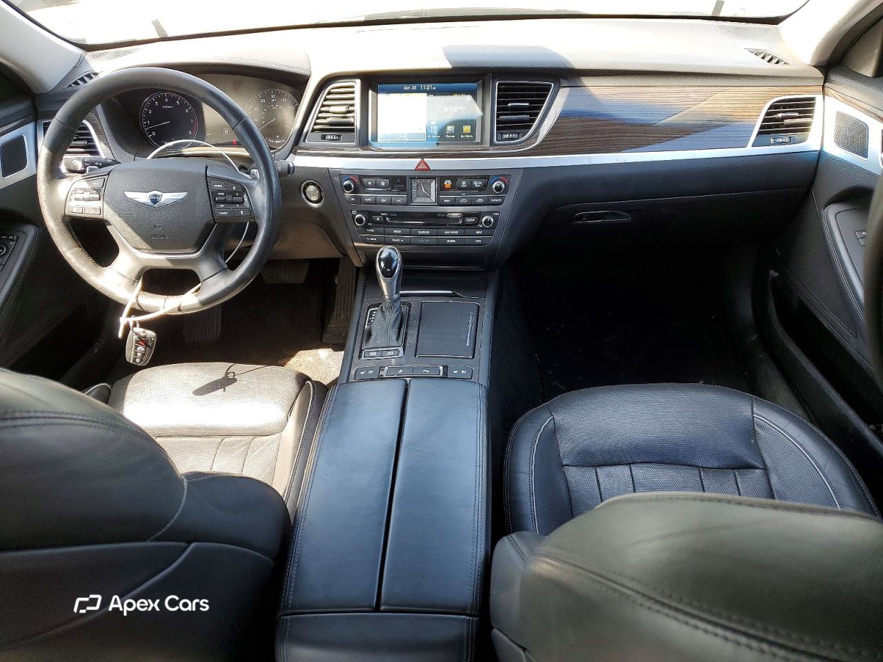 Hyundai Genesis 2015