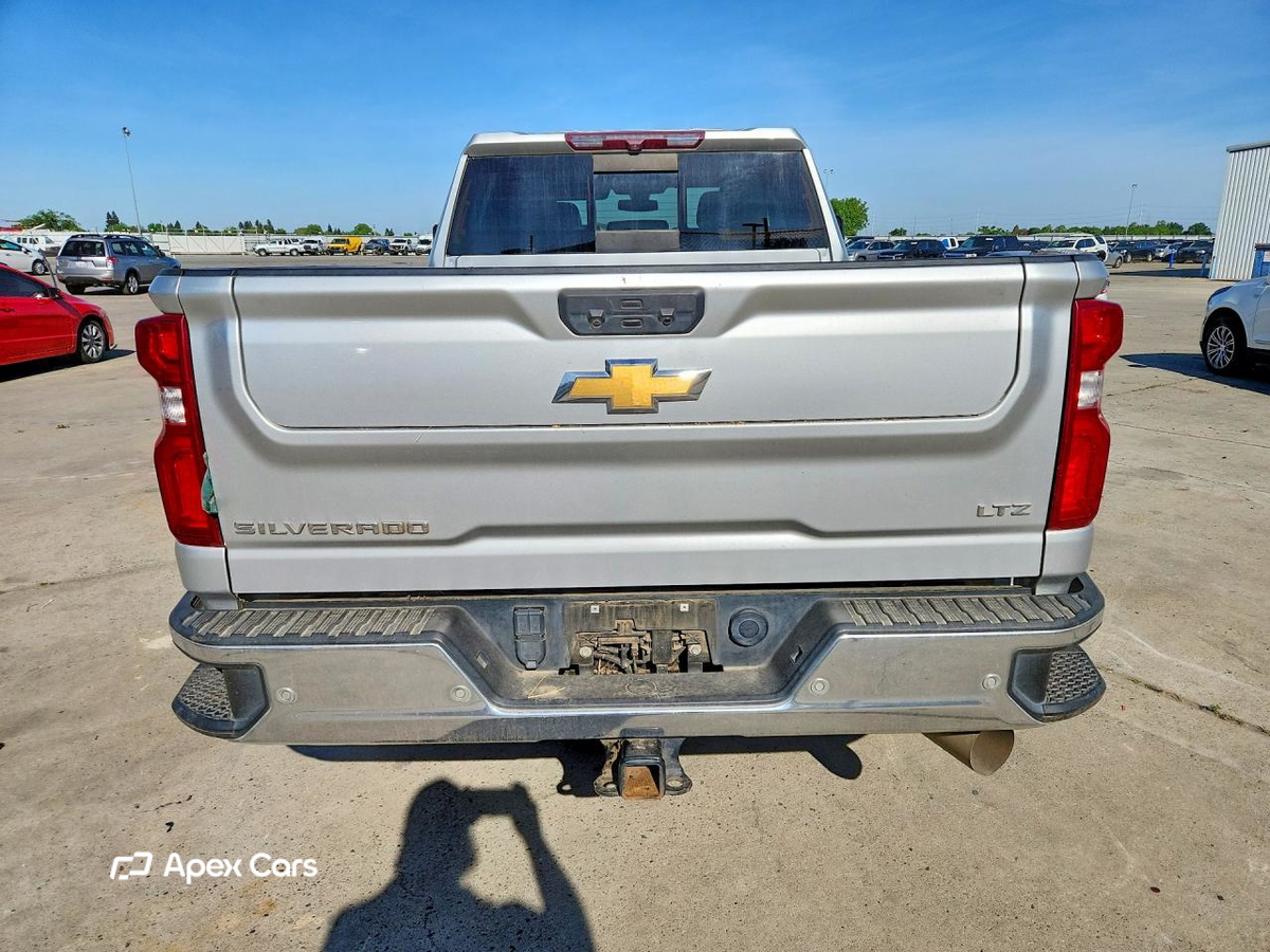 Chevrolet Silverado 2022