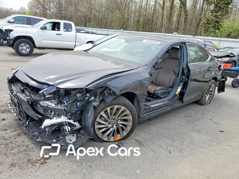 Lexus ES 2025 - Image 1 of 13