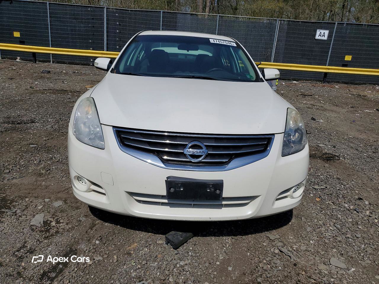 Nissan Altima 2012