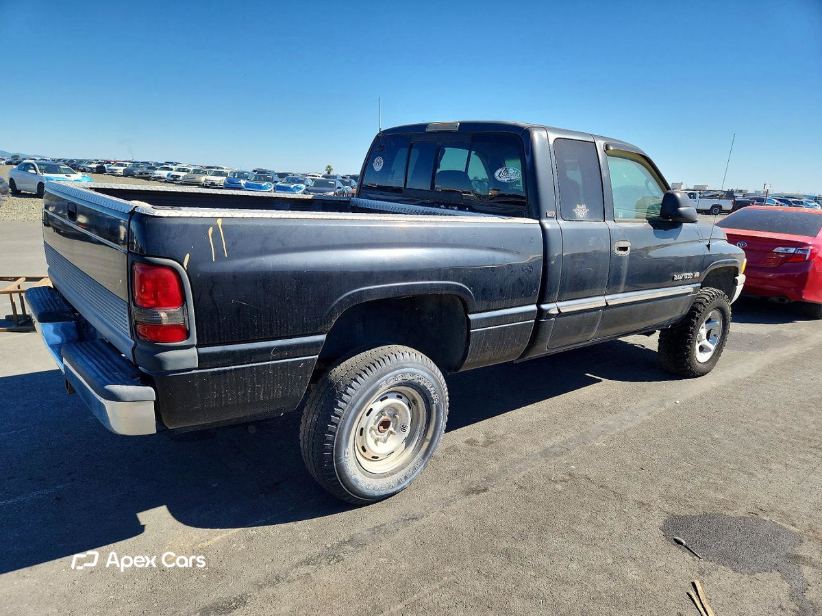 Dodge RAM 2001