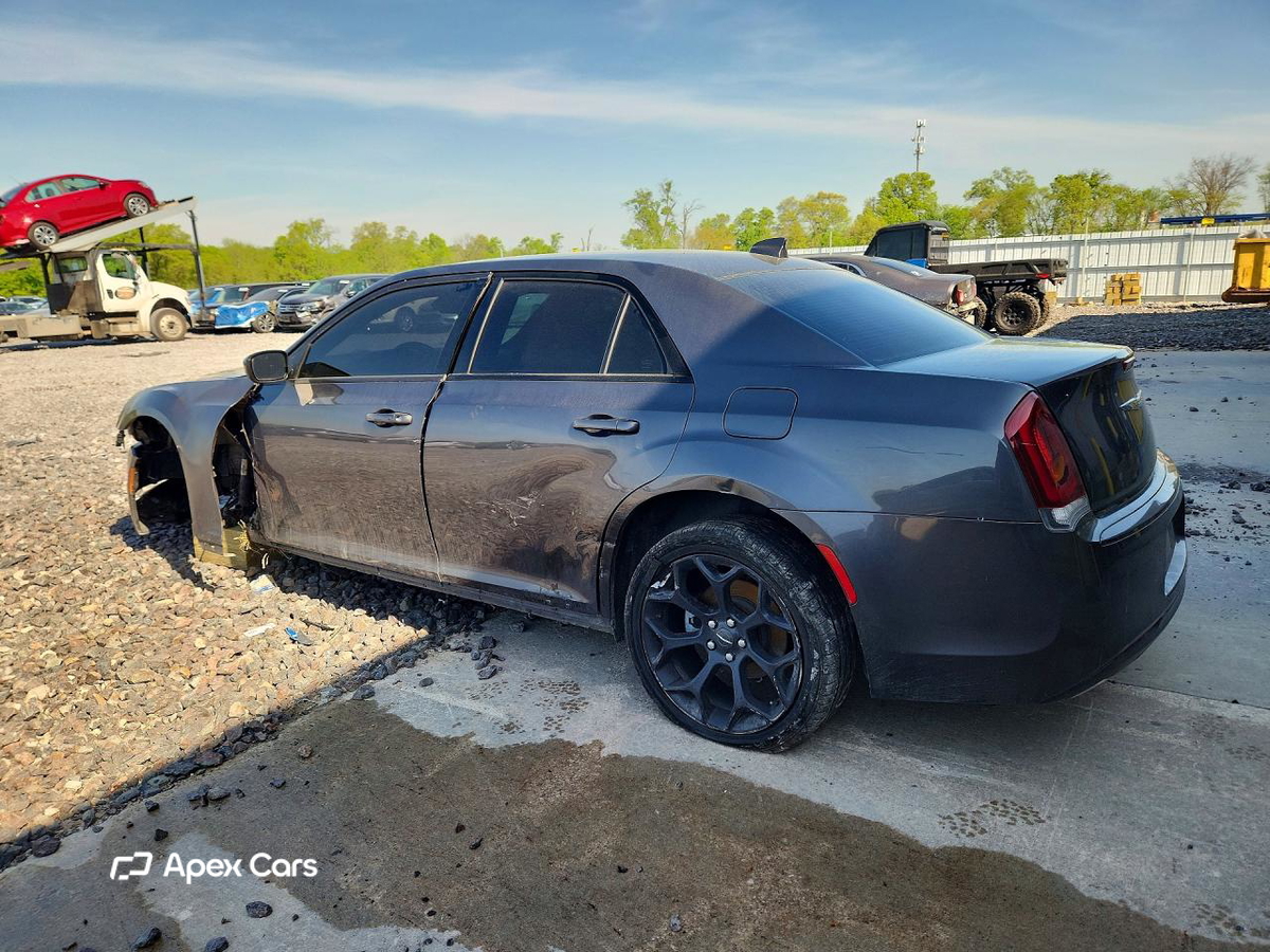 Chrysler 300 2019