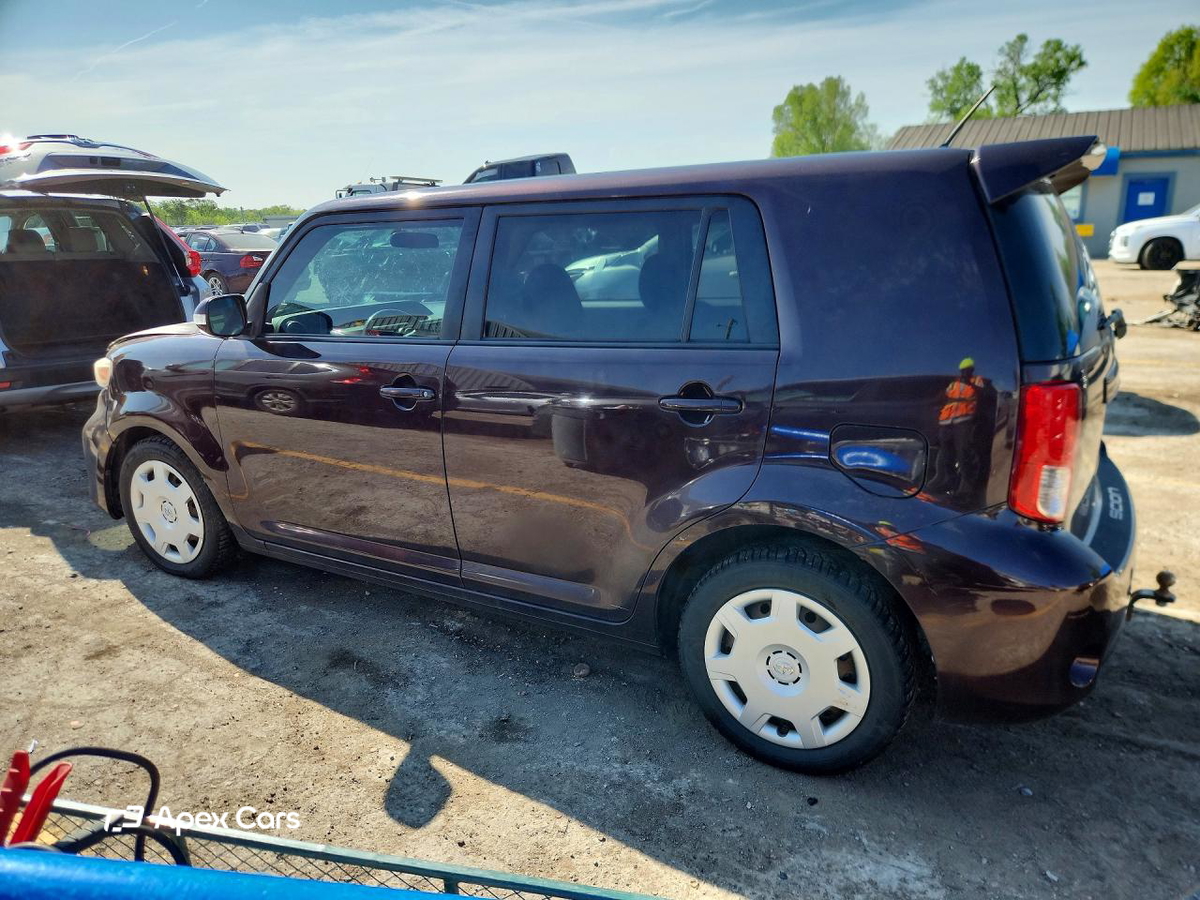Scion xB 2012