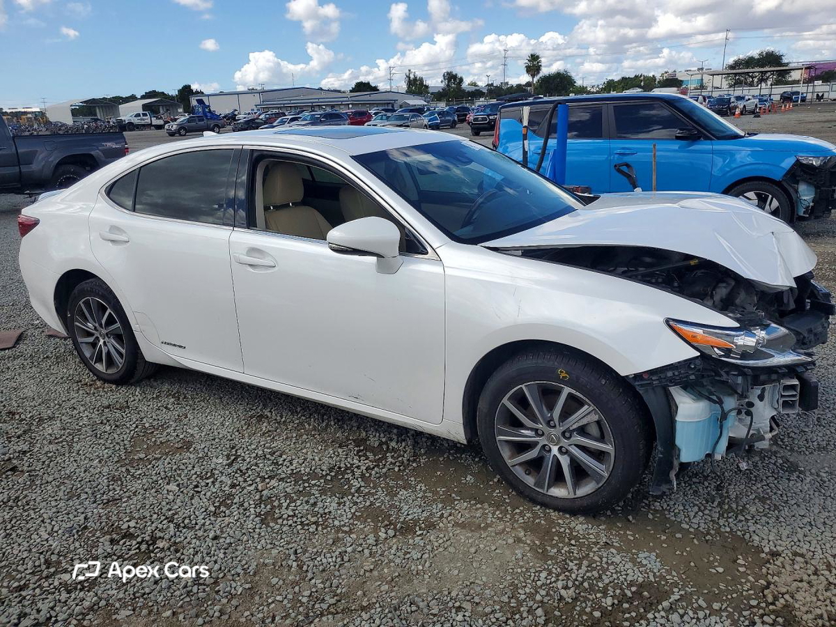 Lexus ES 2018