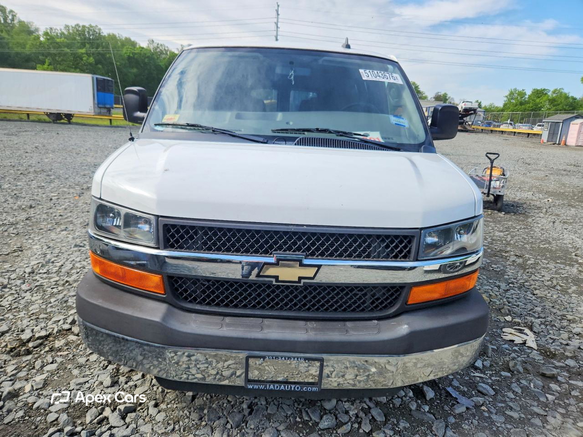 Chevrolet Express 2016