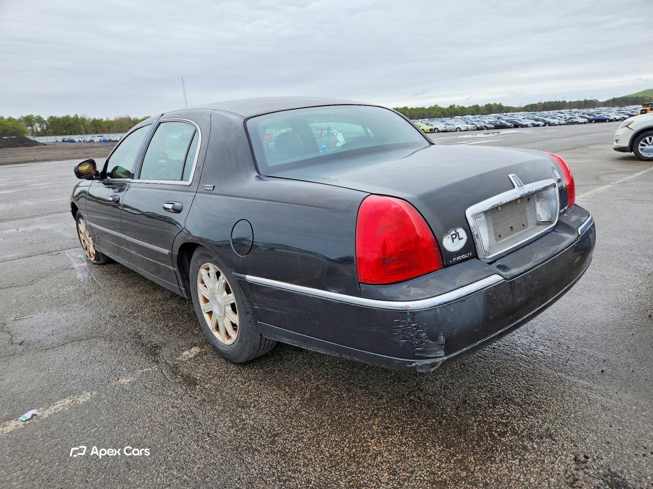 Lincoln Town Car 2010