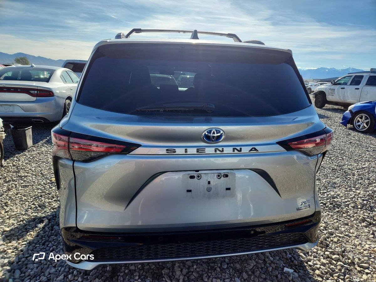 Toyota Sienna 2021