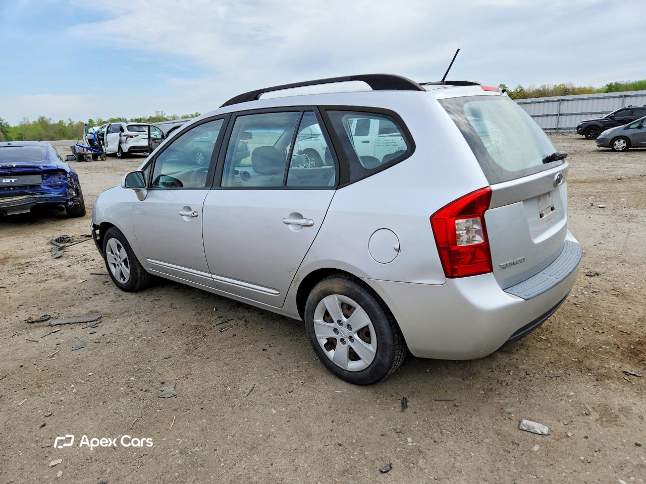 Kia Rondo 2009
