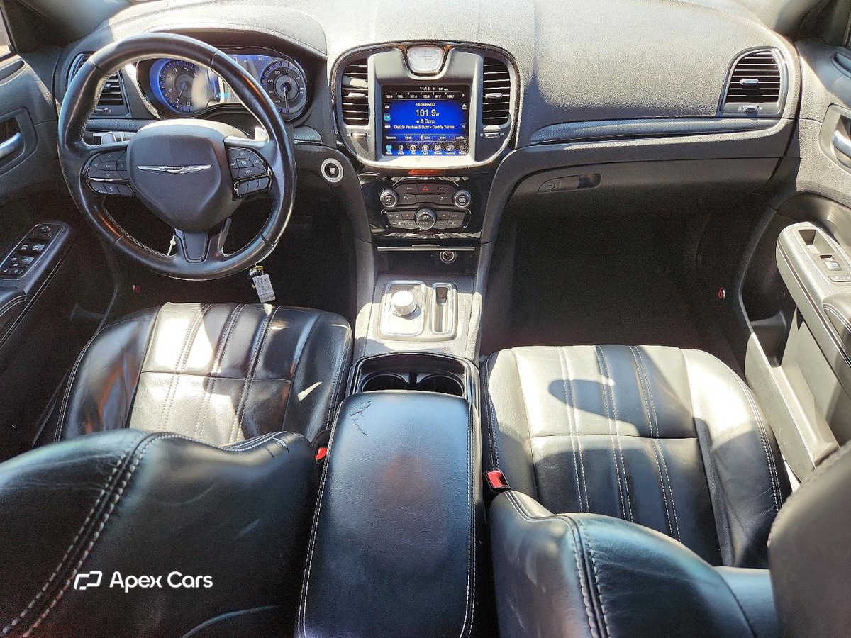 Chrysler 300 2016