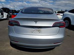 Tesla Model 3 2017