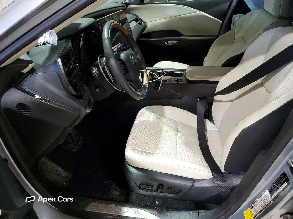 Lexus RX 2024