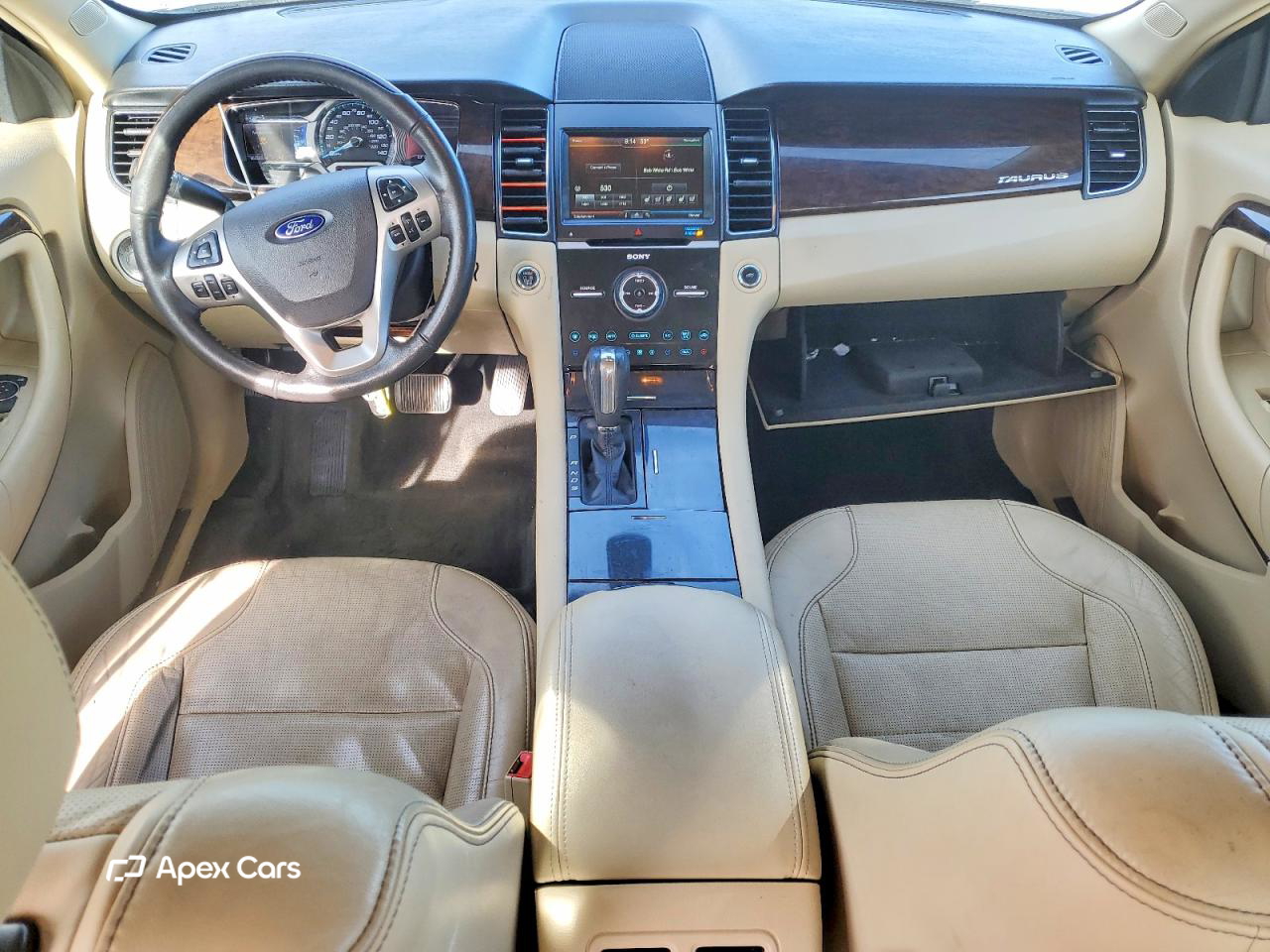 Ford Taurus 2015