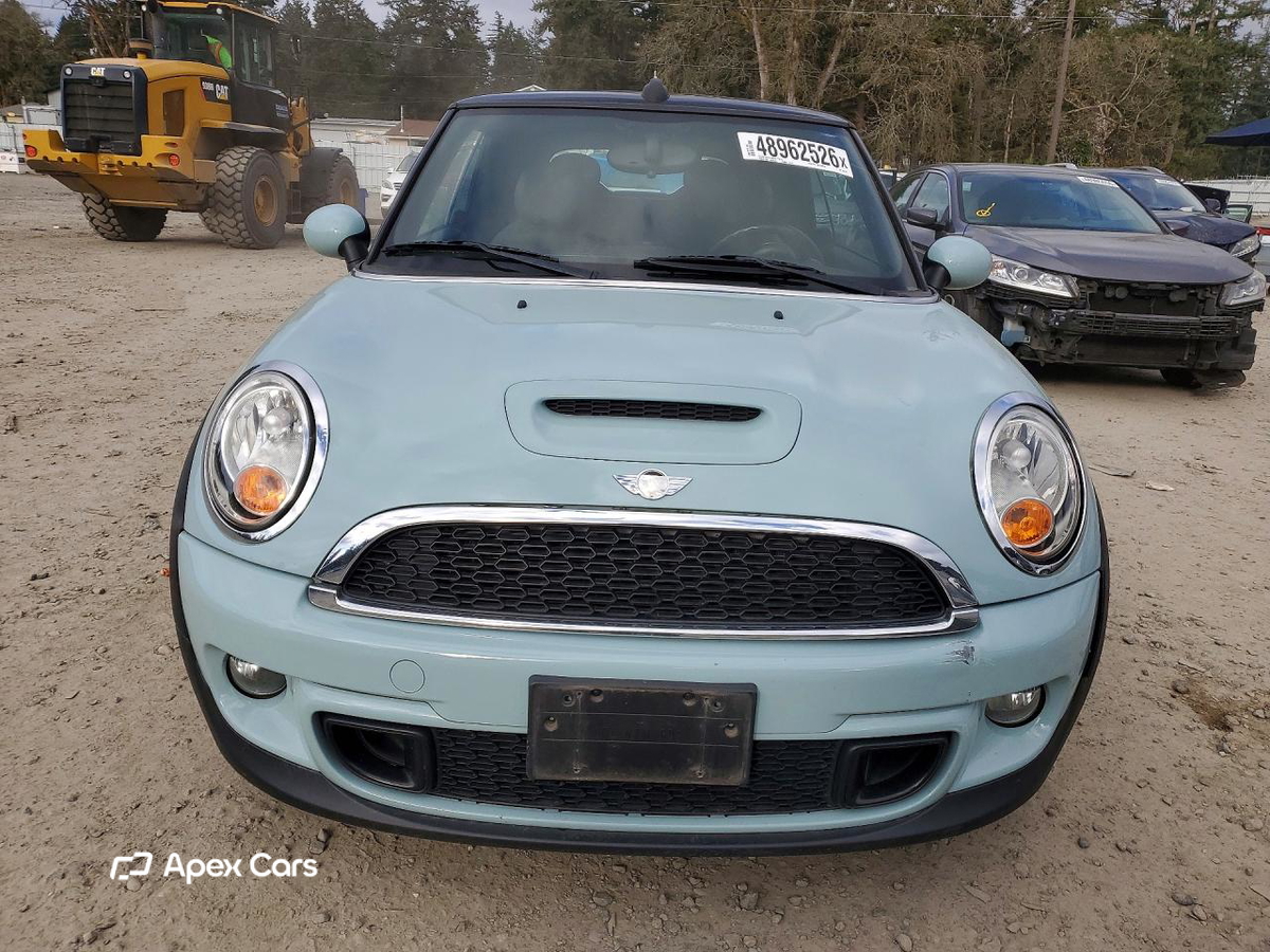MINI Cooper 2011