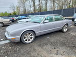 Jaguar XJR 2000