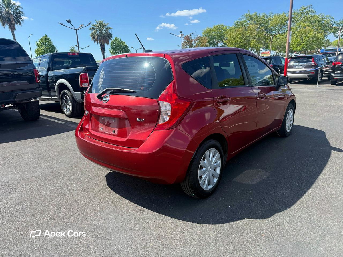 Nissan Versa 2016