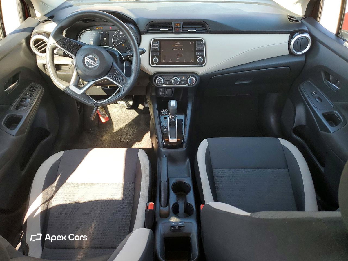 Nissan Versa 2021