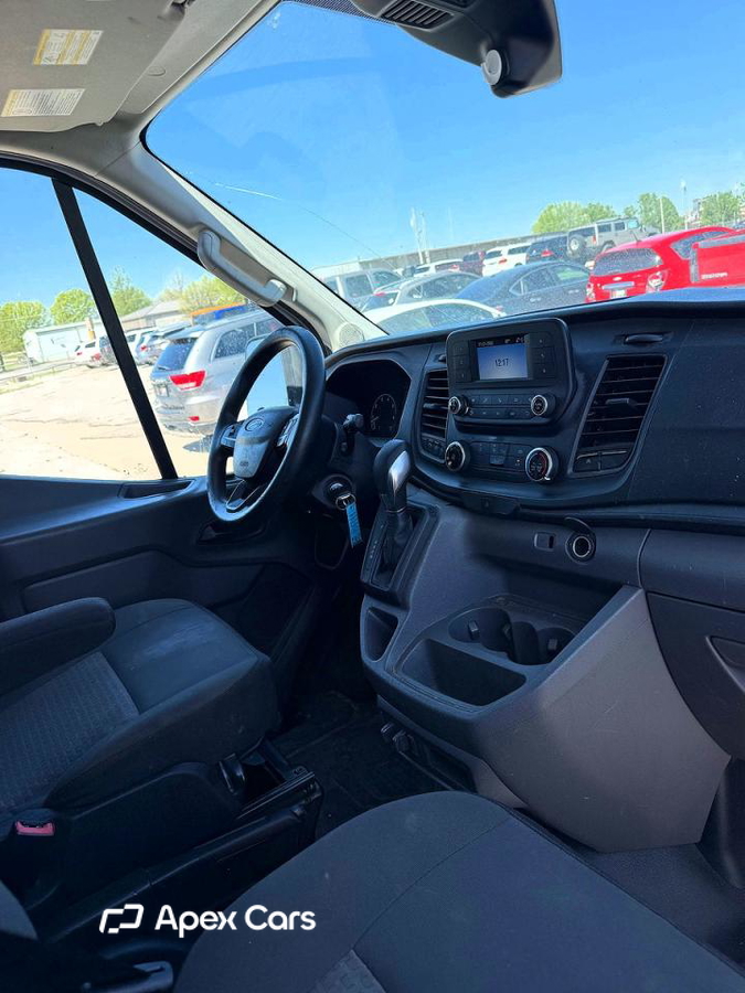 Ford Transit 2020