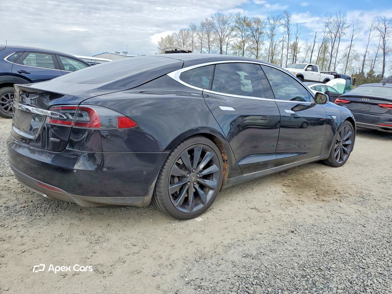 Tesla Model S 2015