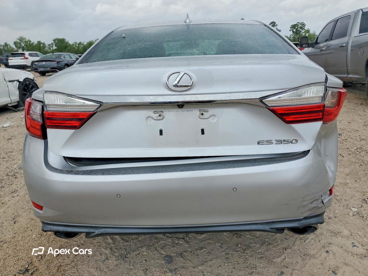 Lexus ES 2016