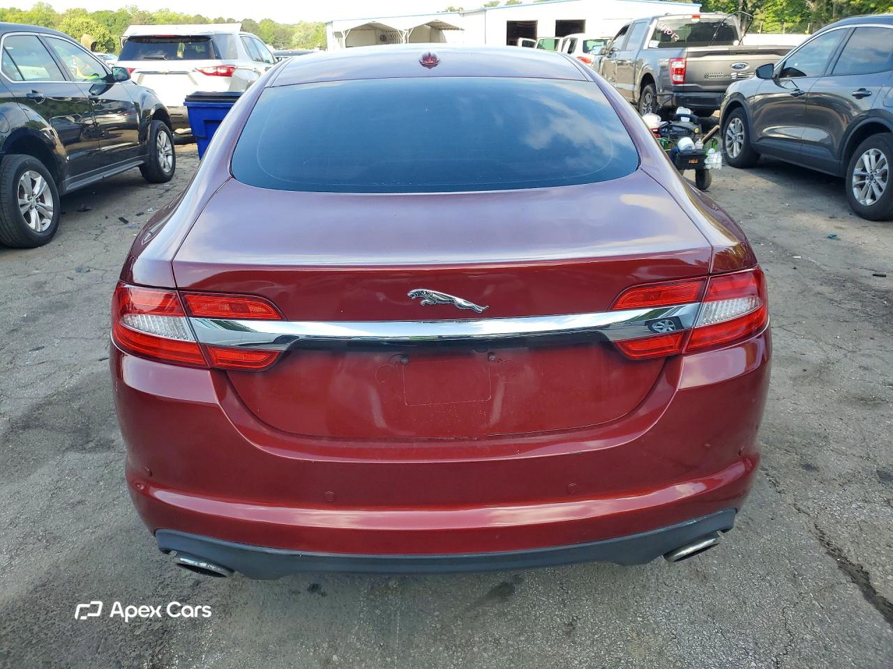 Jaguar XF 2012