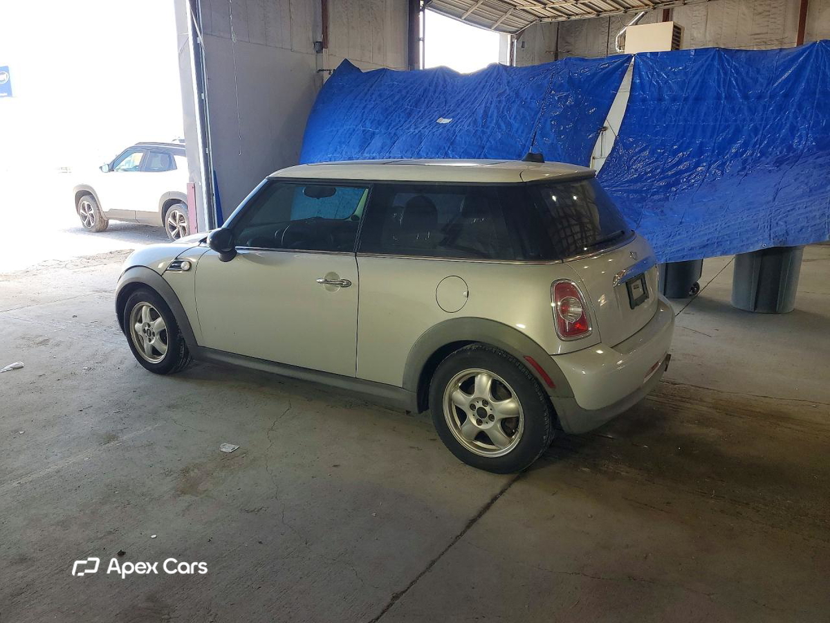MINI Cooper 2011