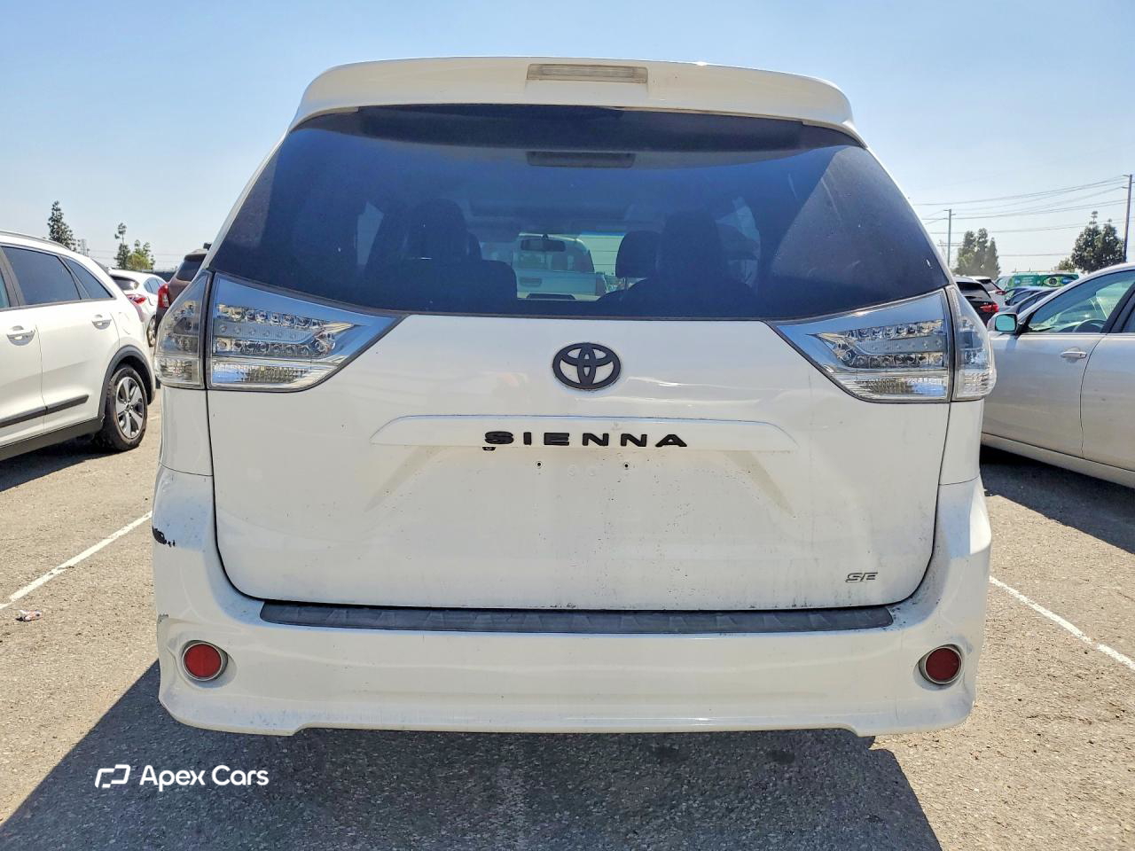 Toyota Sienna 2011