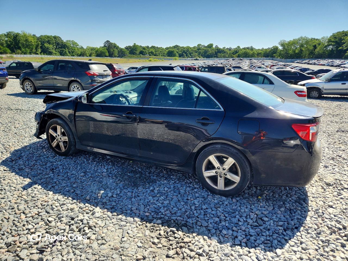 Toyota Camry 2014