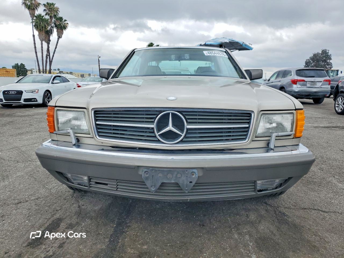 Mercedes-Benz  1990