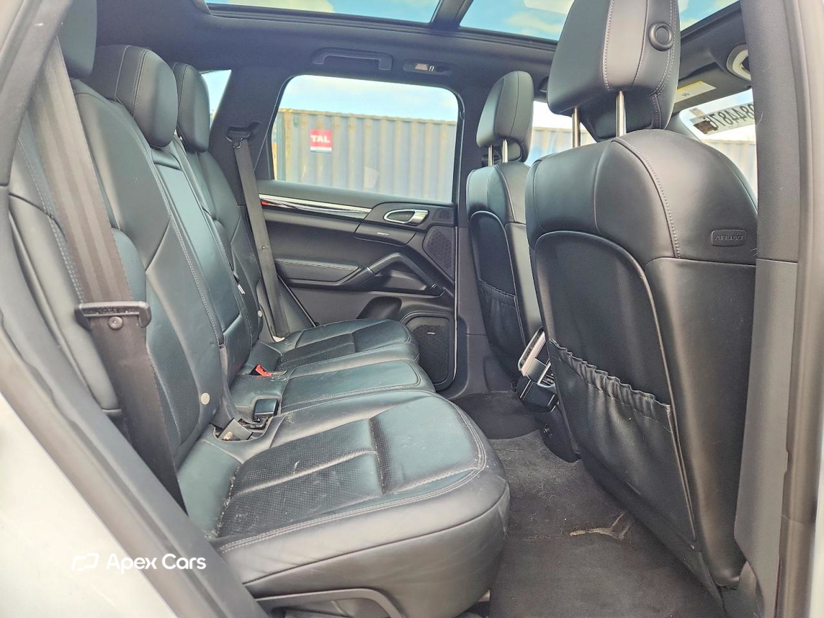 Porsche Cayenne 2013