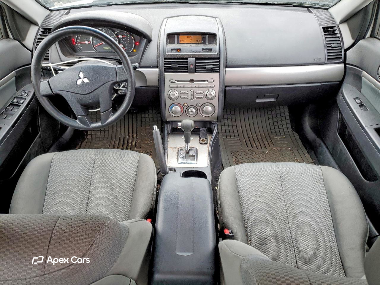 Mitsubishi Galant 2010