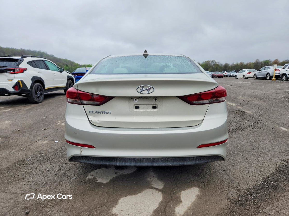 Hyundai Elantra 2017