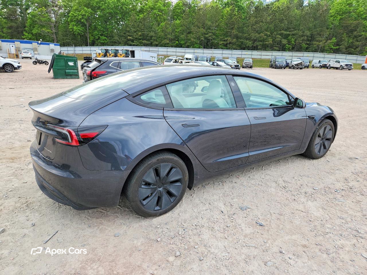 Tesla Model 3 2024