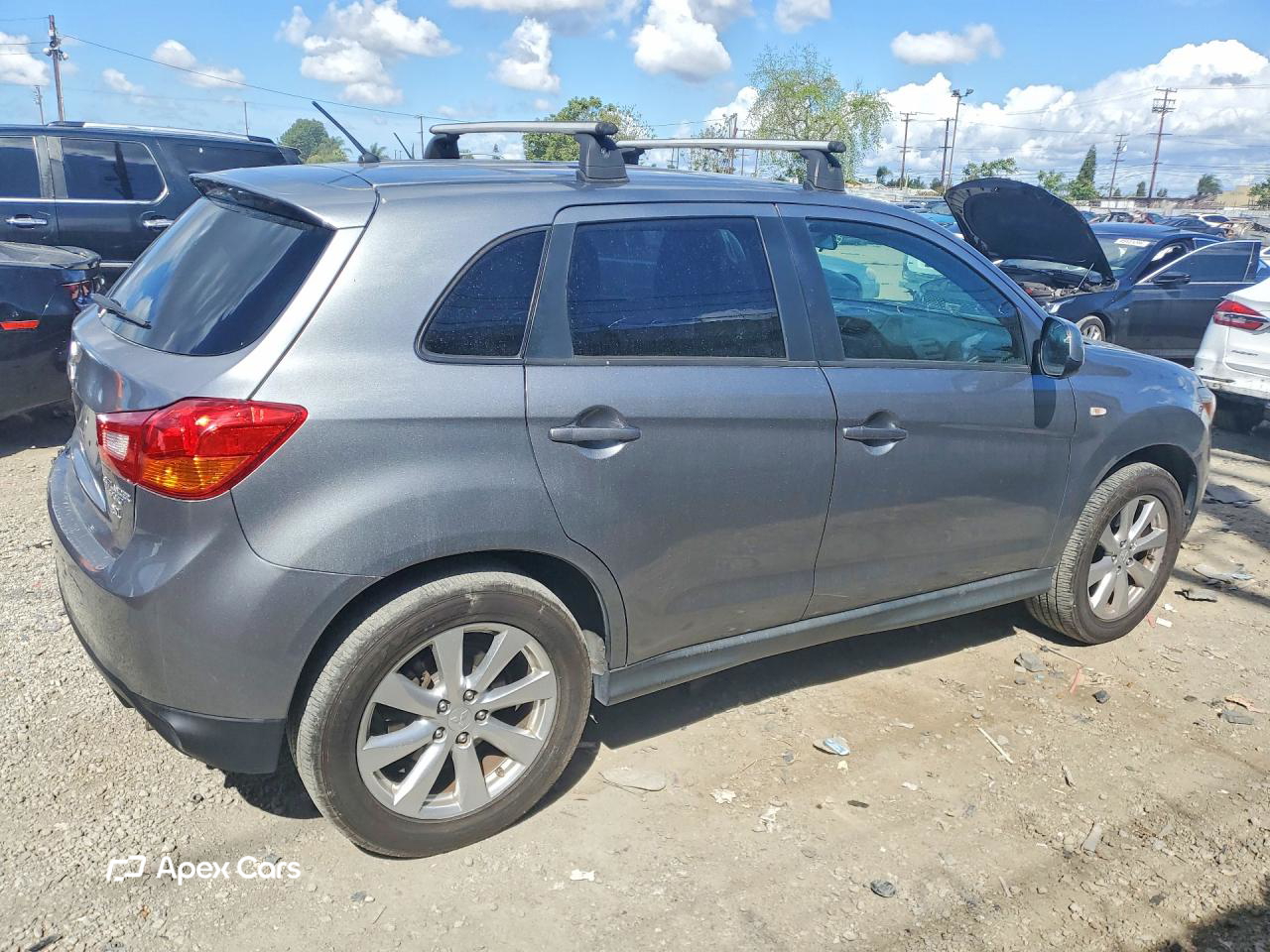 Mitsubishi Outlander 2015