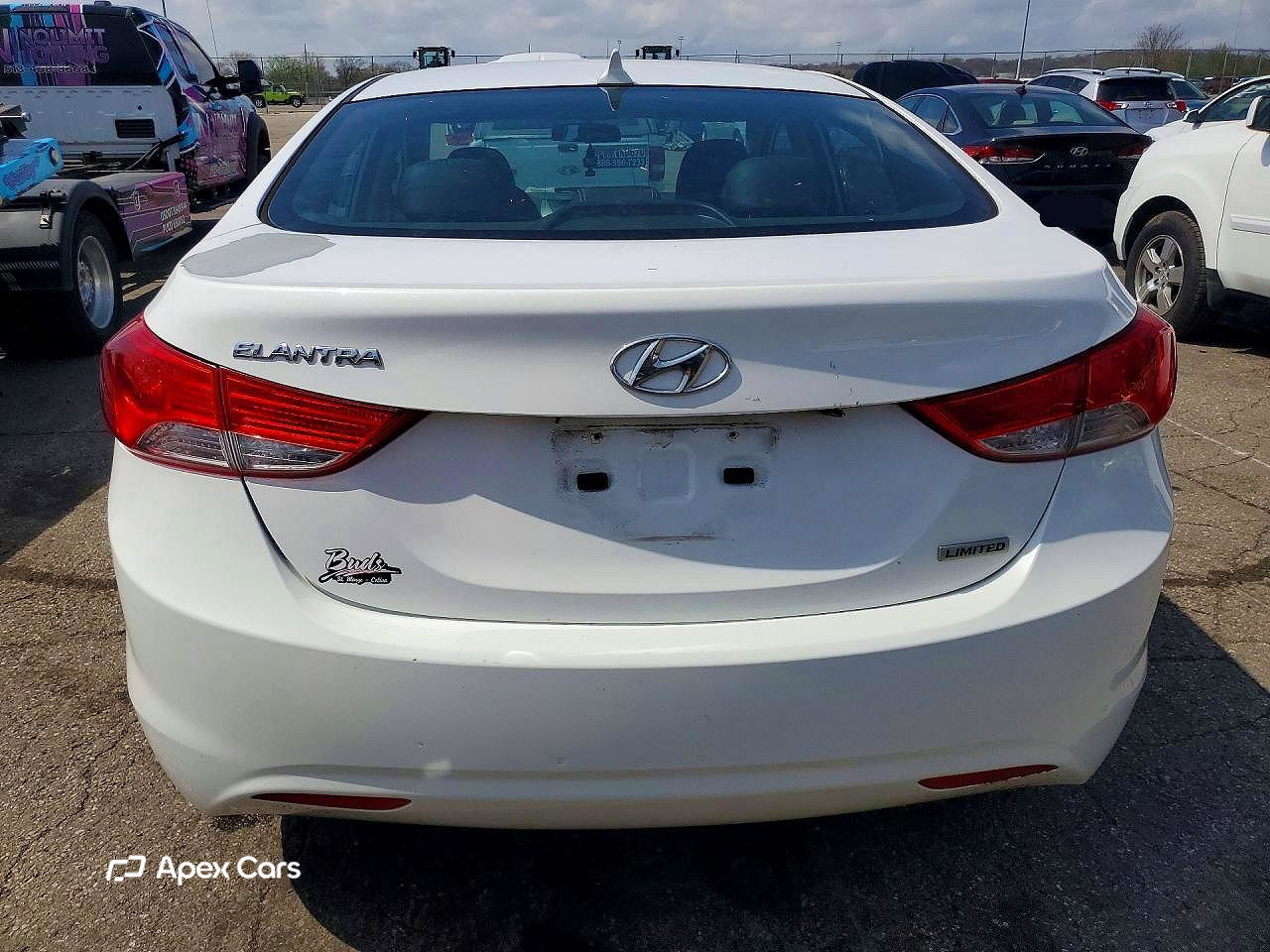 Hyundai Elantra 2013