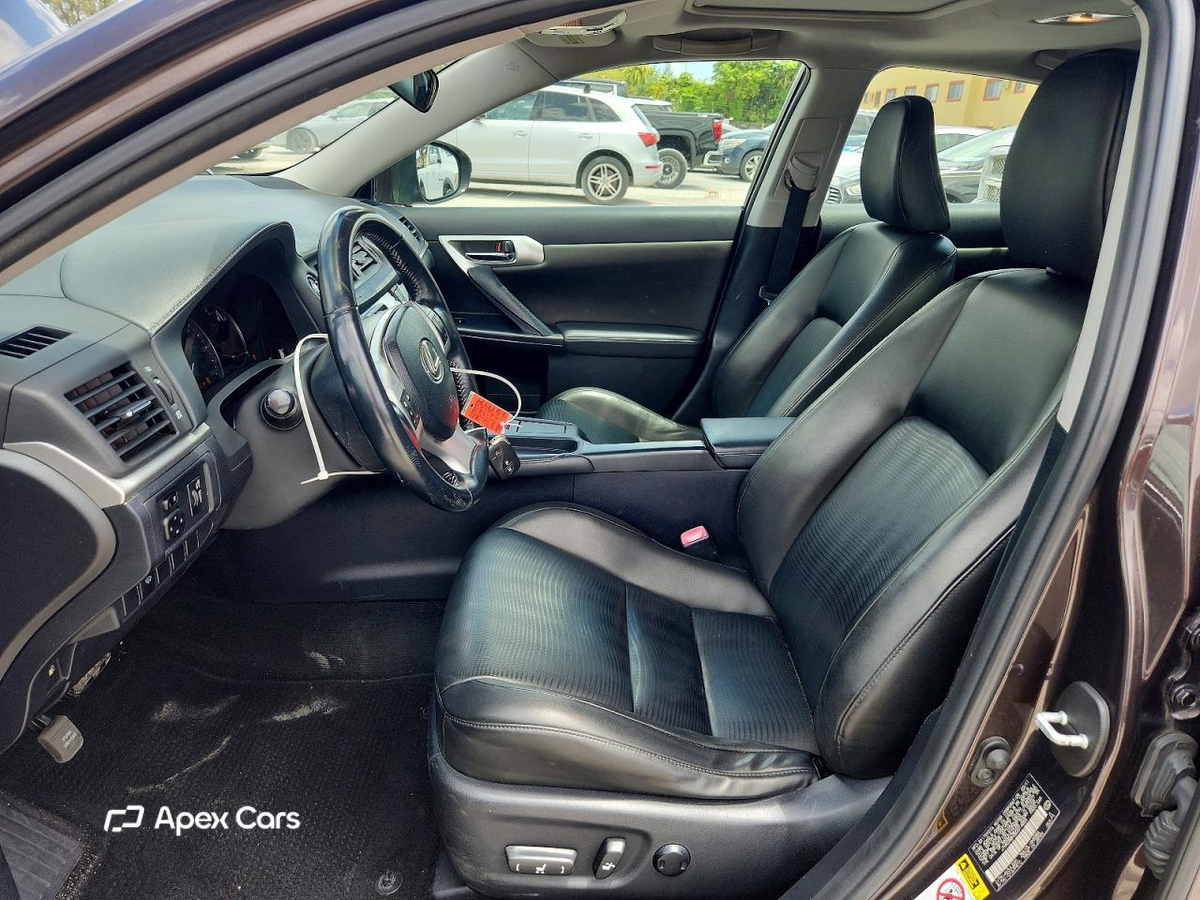 Lexus CT 2011